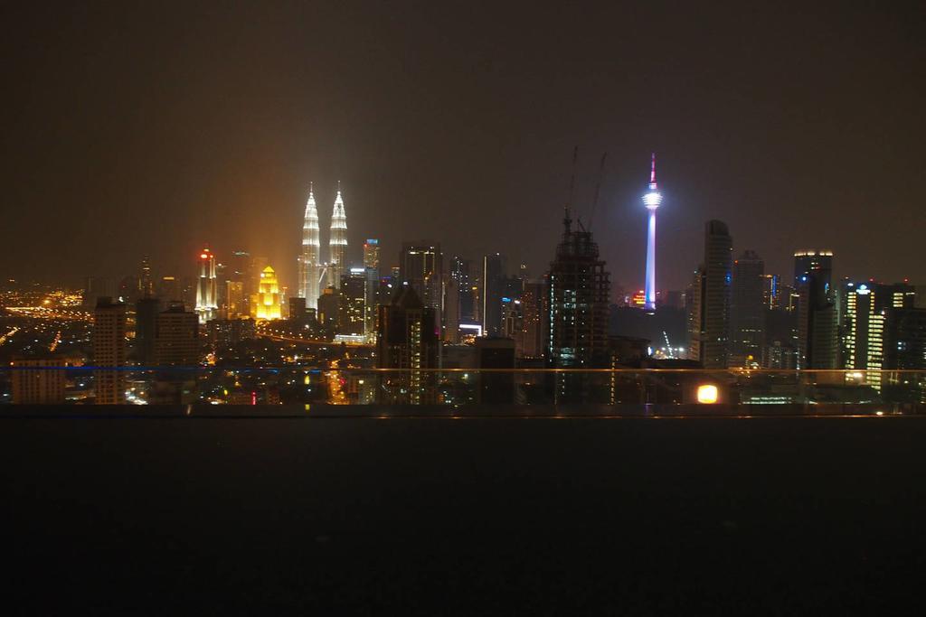 Regalia Suites,Kuala Lumpur, Infinity Pool Zewnętrze zdjęcie