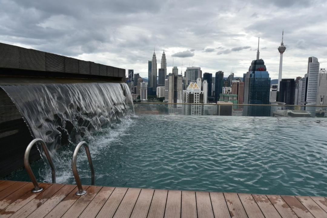 Regalia Suites,Kuala Lumpur, Infinity Pool Zewnętrze zdjęcie