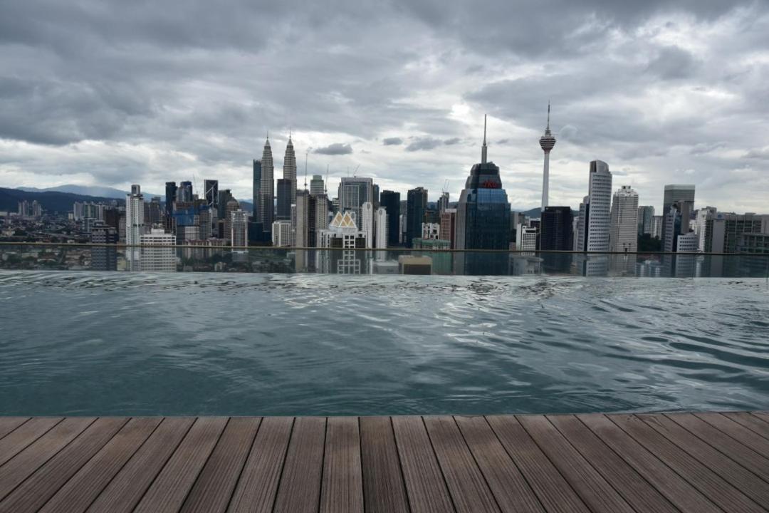 Regalia Suites,Kuala Lumpur, Infinity Pool Zewnętrze zdjęcie